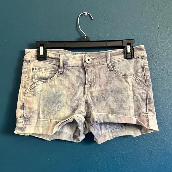 Candies Pastel Tie Dye Denim Shorts - Size 1 - Picture 2 of 4